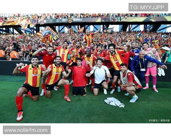 创意足球明星表演节目展现激情与才华的完美结合盛宴