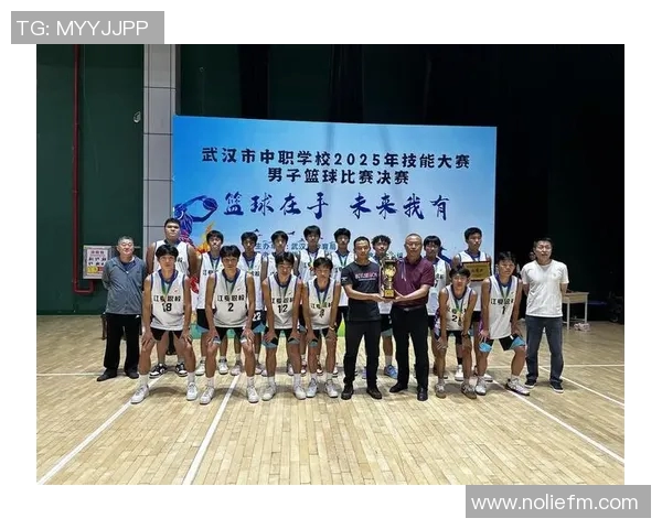 武汉篮球队在冠军赛中的速度优势分析与表现评估