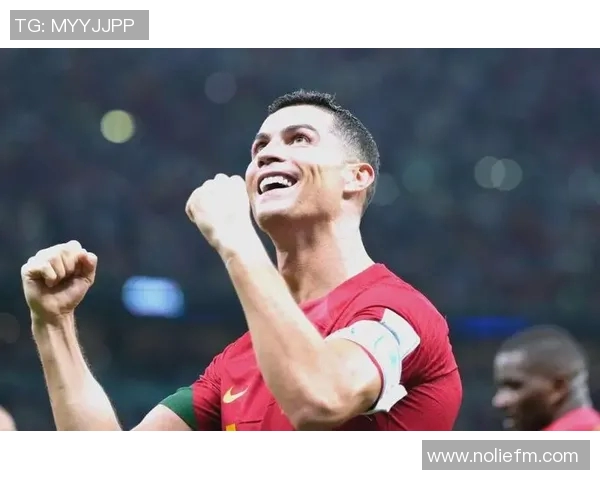 祖籍中国的足球明星们如何在国际舞台上闪耀光芒与成就辉煌职业生涯